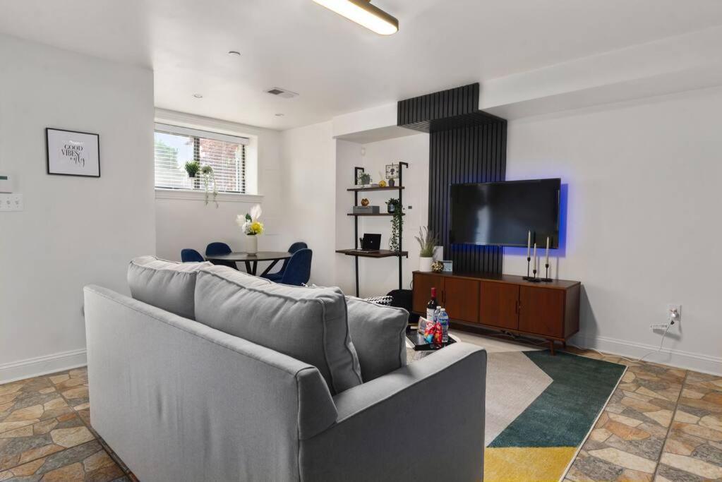 Upscale 2Br Apartment With Patio Washington Exterior foto